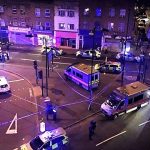 attentat-a-londres-visant-la-communaute-musulmane-un-mort-et-huit-blesses-par-une-camionnette-folle-a-proximite-dune-mosquee-02pg